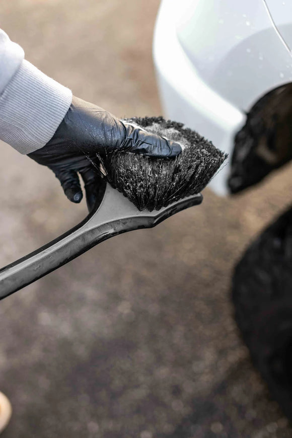 DETAIL FACTORY - ProGrip Fender Well Brush (Wheel Well Brush)