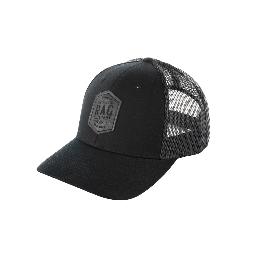 THE RAG COMPANY - Black Out Leather Patch Snap Back (Casquette mesh)